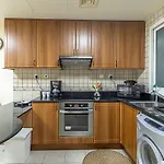 1 Bedroom Blue Chic Dubai Marina, Steps To Beach!