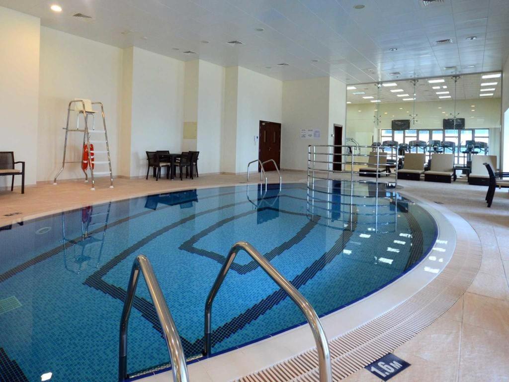 Apartment 1 Bedroom Blue Chic Marina, Steps To Beach!