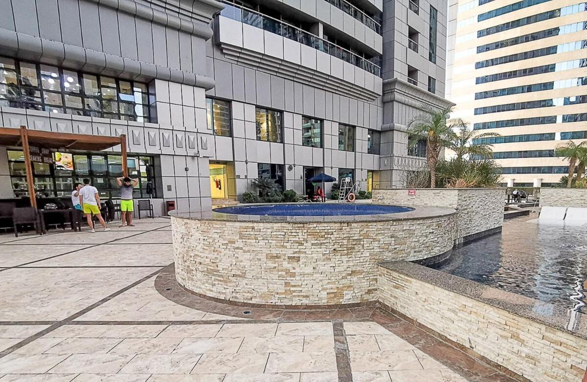 1 Bedroom Blue Chic Marina, Steps To Beach! Apartment *
